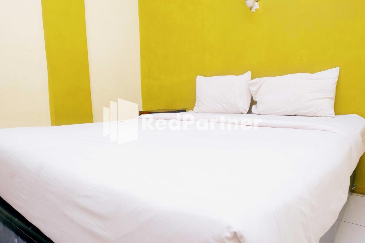 Hotel Permata Makassar Mitra Reddoorz Balangberu Buitenkant foto
